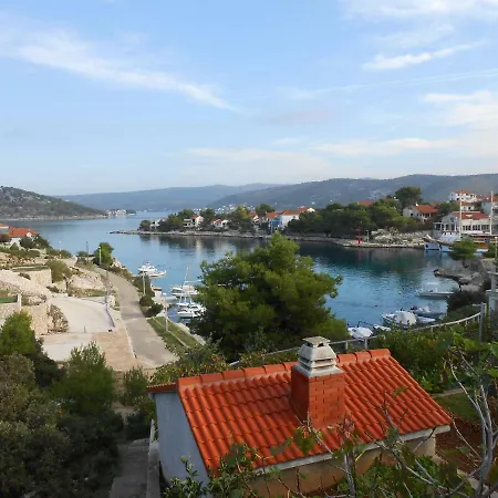 Apartment Speranda Razanj