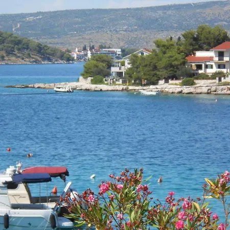 Apartment Speranda Razanj