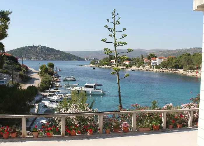 Speranda Apartamento Ražanj